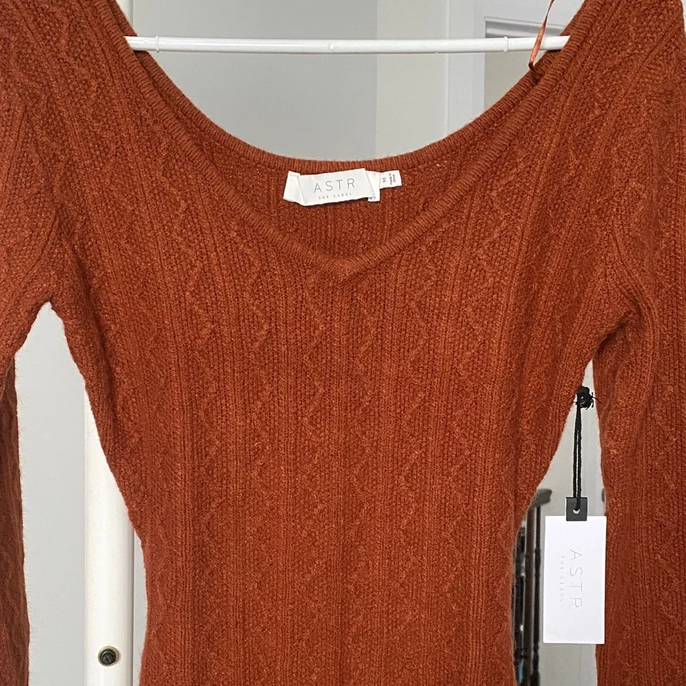 Anthropologie ASTR The Label Regina long sleeve cutout sweater dress - Picture 4 of 7